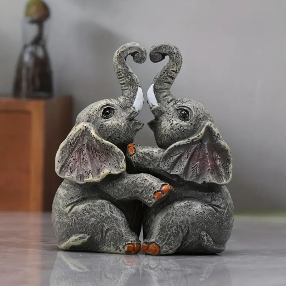 2pcs Adorable Elephant Resin Heart Hugging Figurine Statue